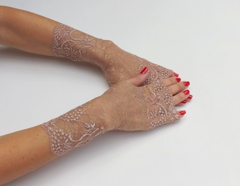 Bronze Floral Elastic Lace Fingerless Gloves